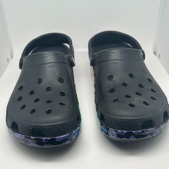 Crocs Classic Disney Rainbow Pride Celebration Mickey Unisex Black Multi Size 11 - Picture 3 of 11